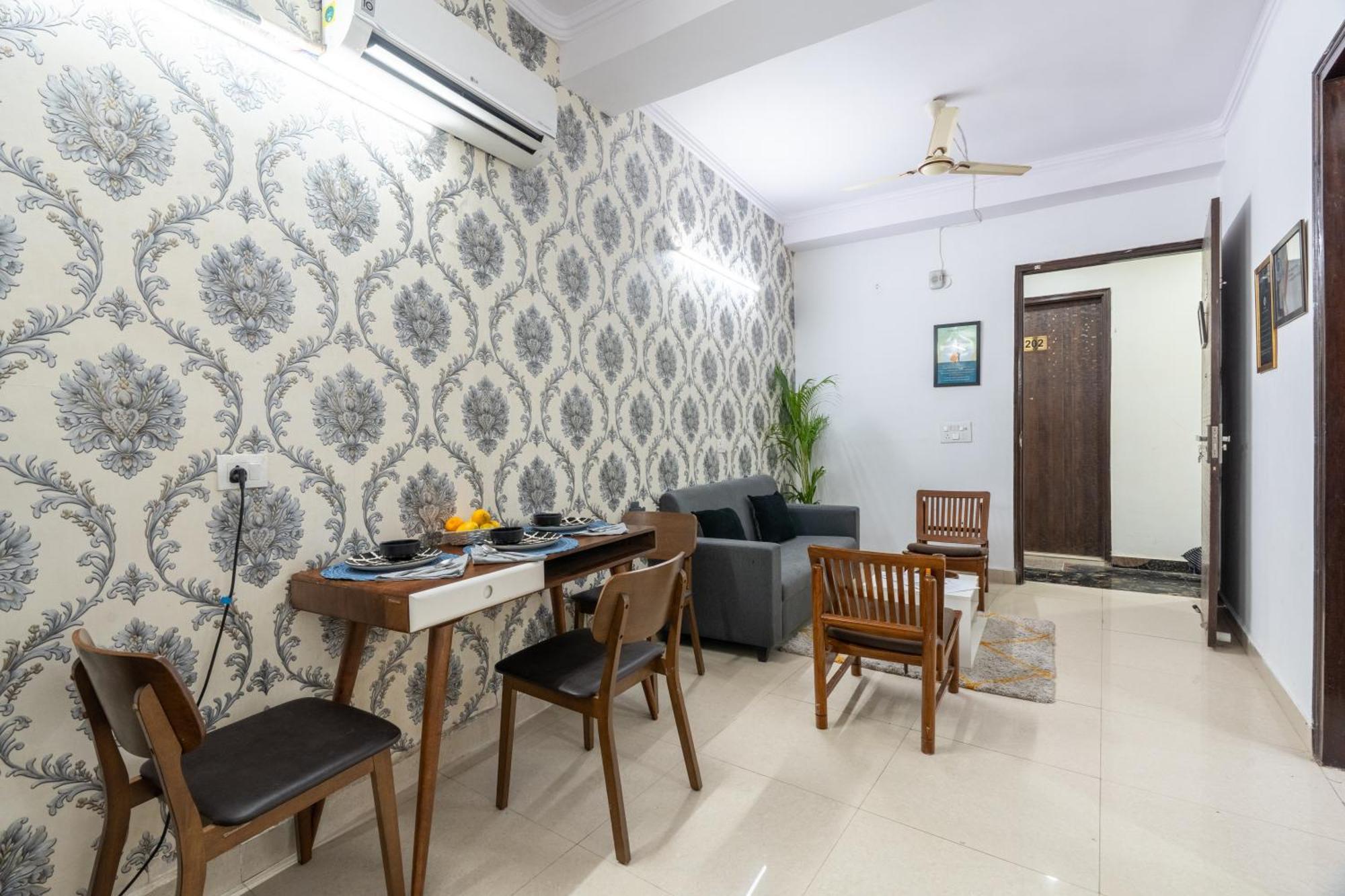 Homlee-Vintage 2Bhk-Ndls-Lift-Bharat Mandapam Daire Yeni Delhi Dış mekan fotoğraf